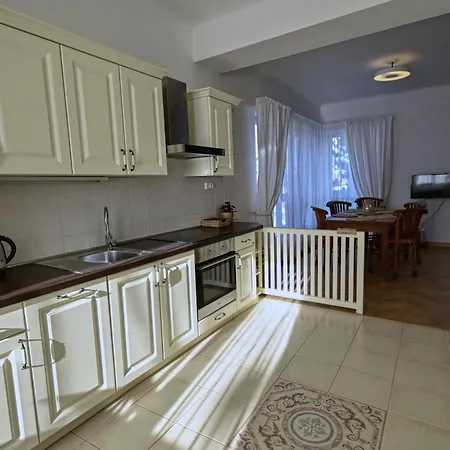 Veleslavin Villa Praga